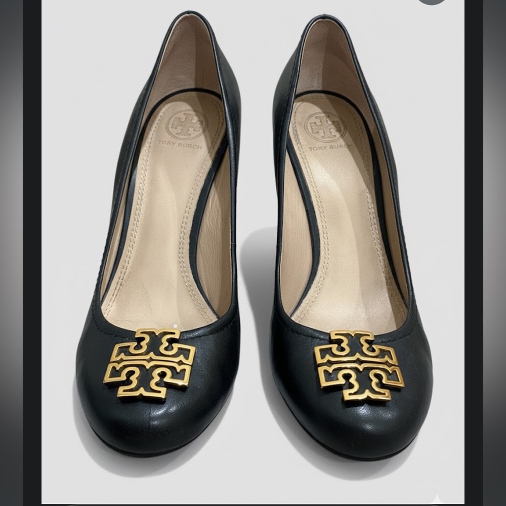 Tory Burch Lowell Black Leather Logo Wedge Pumps